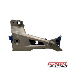 SOPORTE PEDALIN TRASERO DERECHO BAJAJ ROUSER 150 (ORIGINAL)