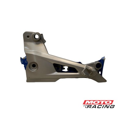 SOPORTE PEDALIN TRASERO DERECHO BAJAJ ROUSER 150 (ORIGINAL)