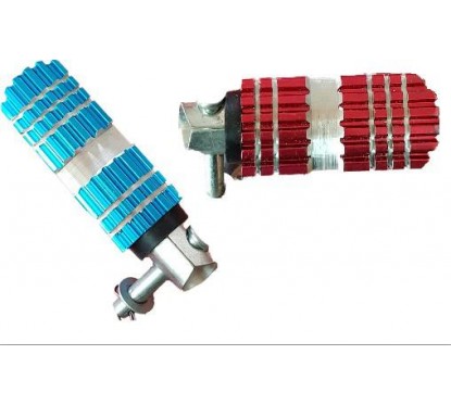 PEDALIN TRASERO ALUMINIO UNIVERSAL ROJO O AZUL